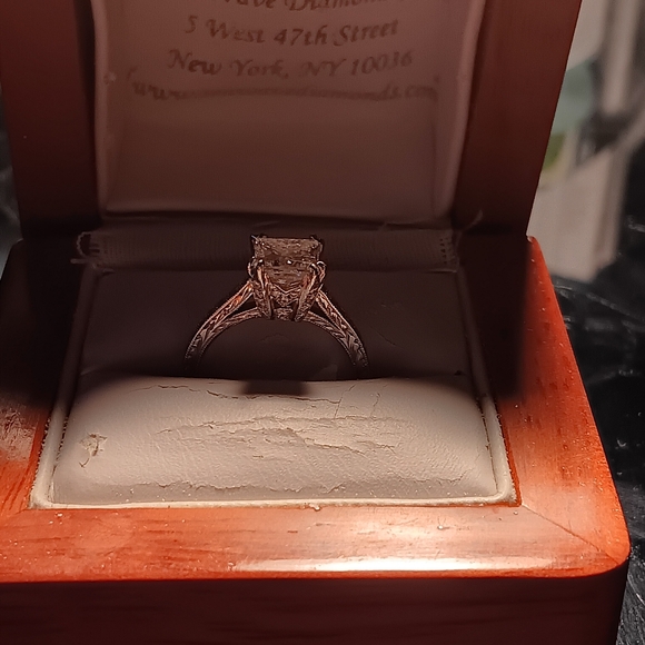 WEDDING/ENGAGEMENT RING💍 - Picture 8 of 16